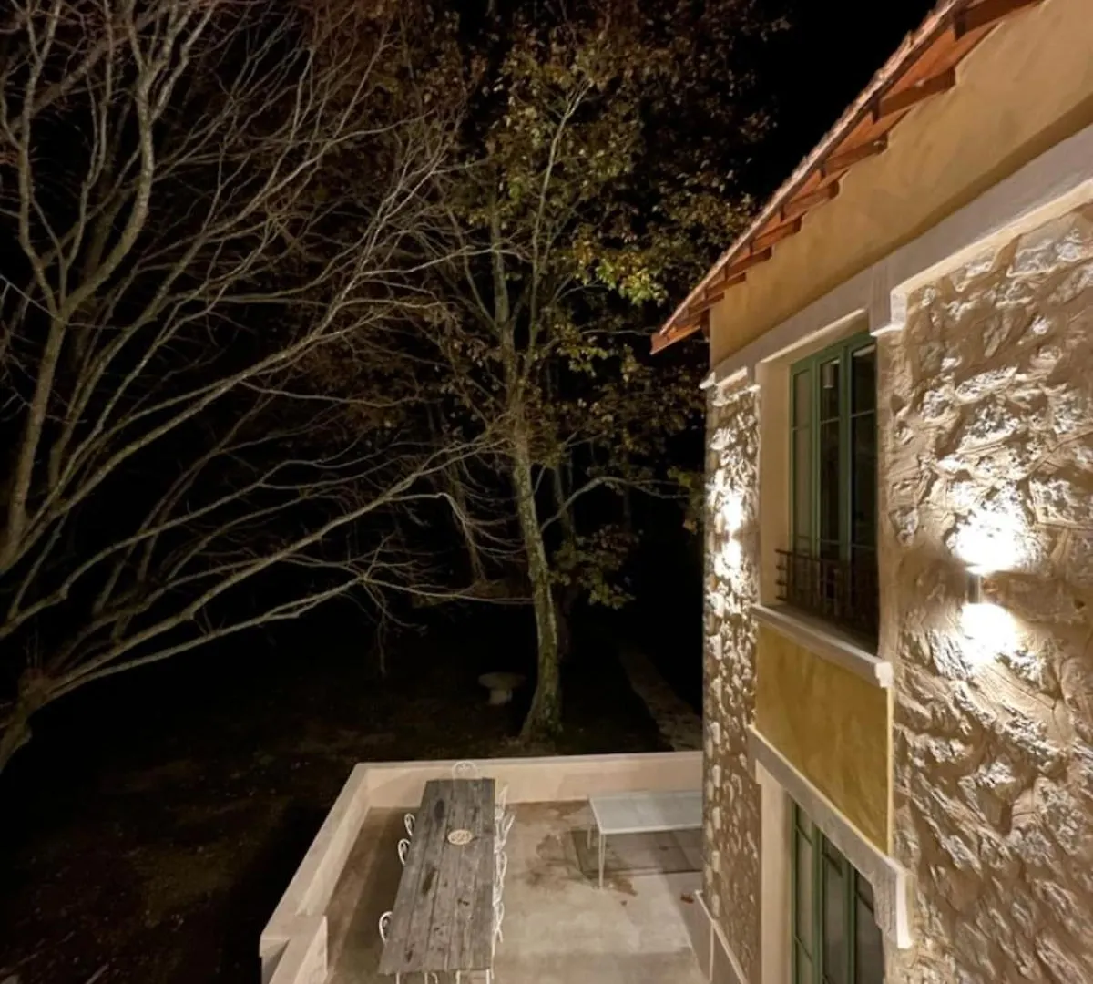 Holiday home Magnificent Bourgeois House Renovated With Elegance And Art Deco Style Villa Le Thor France