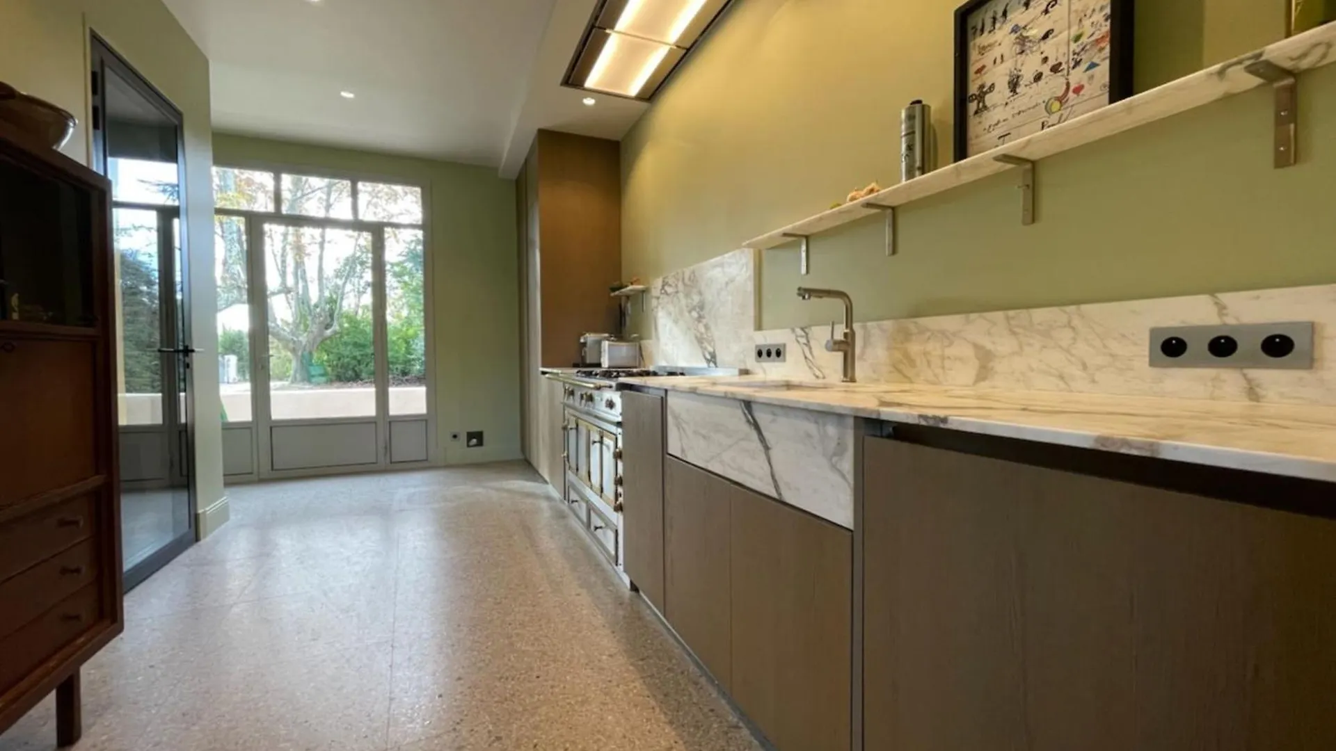 Magnificent Bourgeois House Renovated With Elegance And Art Deco Style Villa Le Thor