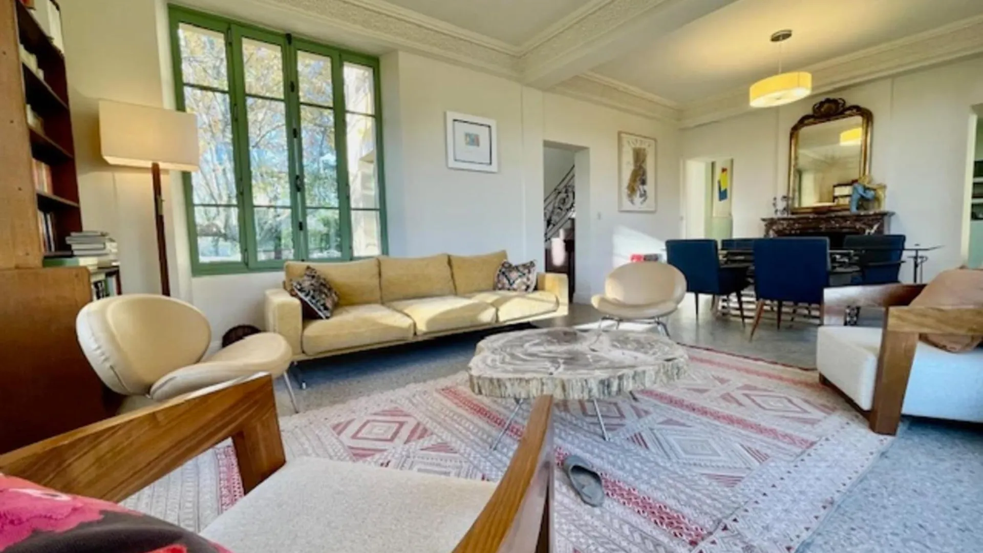 Magnificent Bourgeois House Renovated With Elegance And Art Deco Style Villa Le Thor